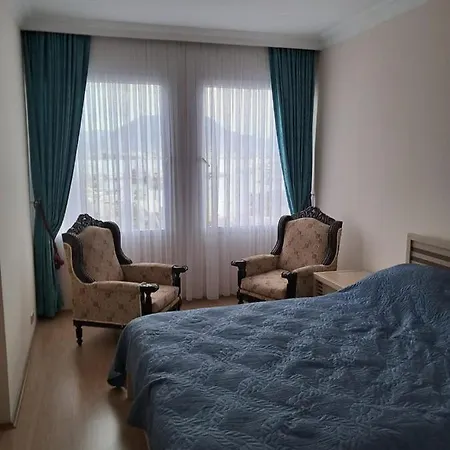 For Sale And Rent Apartamento *